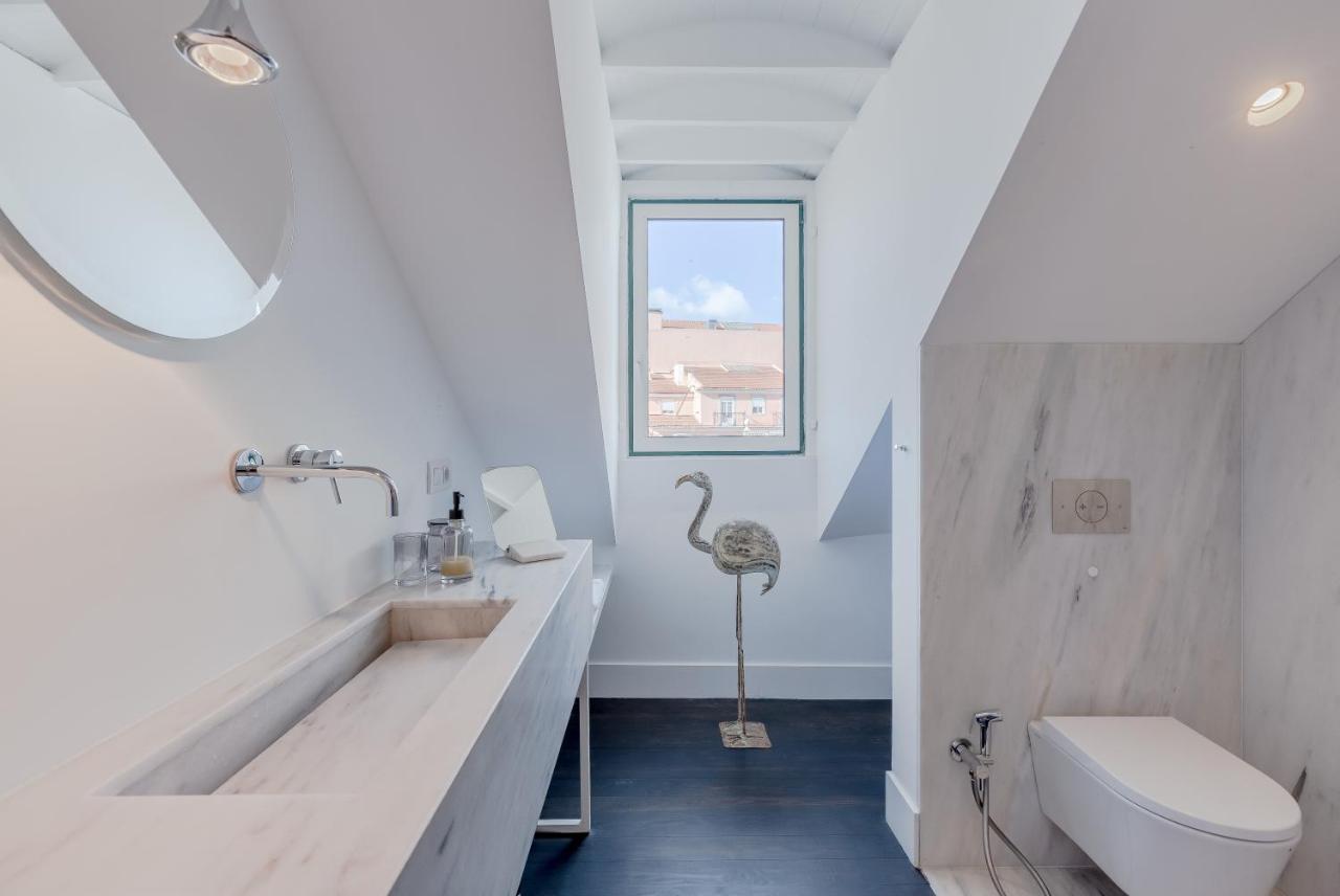 Principe Real Charming Garden View Flat At The Heart Of Lisbon Appartement Buitenkant foto