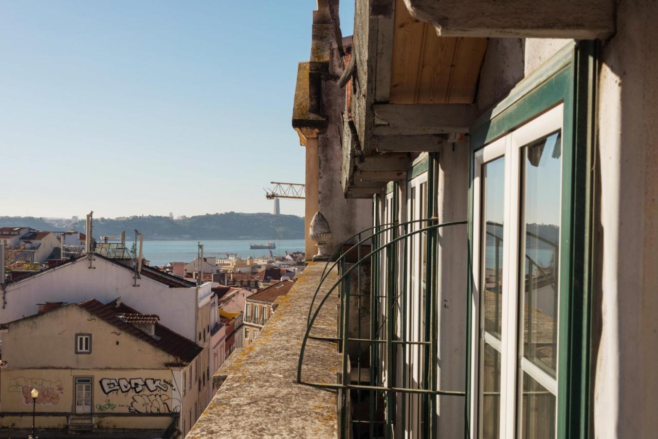 Principe Real Charming Garden View Flat At The Heart Of Lisbon Appartement Buitenkant foto